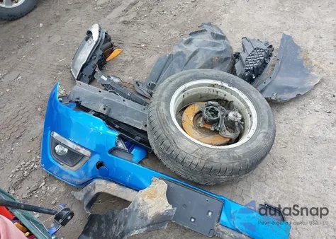 2020 Jeep Compass Latitude 4X4 z USA, uszkodzony, nr VIN 3C4NJDBB1LT160484